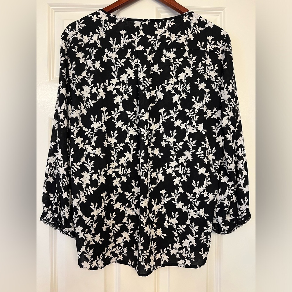 Karl Lagerfeld Black and White Long Sleeve Blouse Size XL - Picture 2 of 13